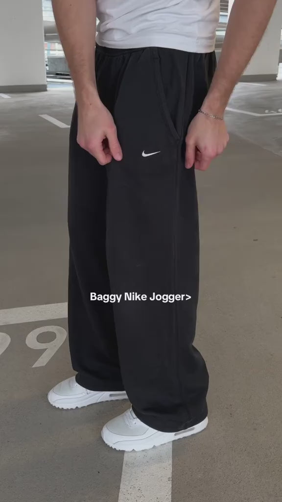 Baggy Nike