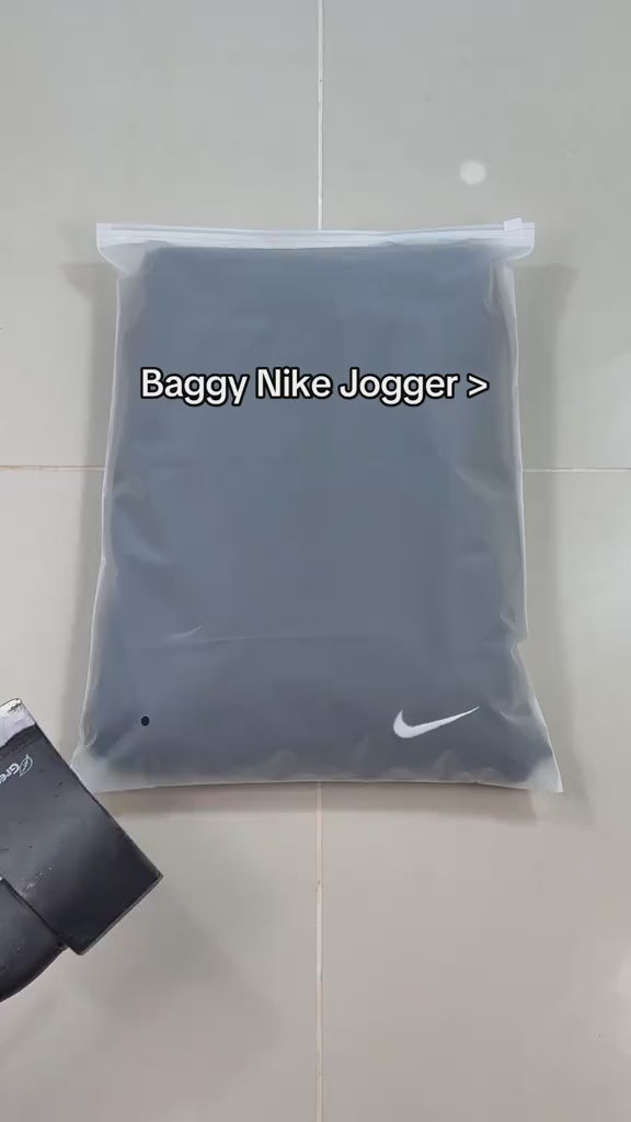 Baggy Nike